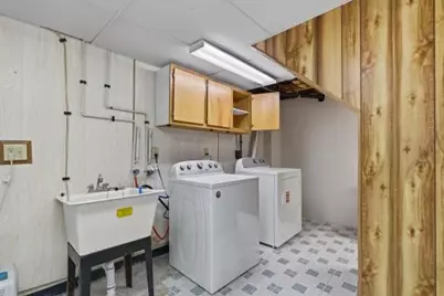 1661  Laurel St, Manitowoc, WI 54220 - Photo 32