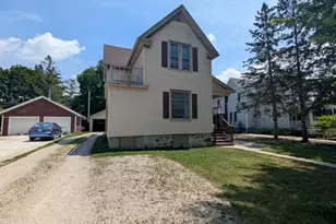 511 N Milwaukee St, Plymouth, WI 53073 - Photo 2
