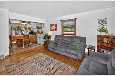 10380 S Chicago Rd, Oak Creek, WI 53154 - Photo 6