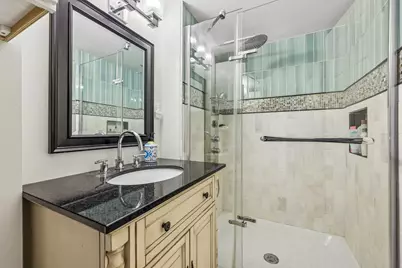 5109 N Woodburn St, Whitefish Bay, WI 53217 - Photo 48