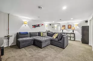 5109 N Woodburn St, Whitefish Bay, WI 53217 - Photo 46