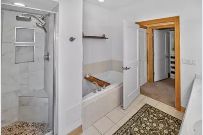 1004 E Garfield Ave #2, Milwaukee, WI 53212 - Photo 24