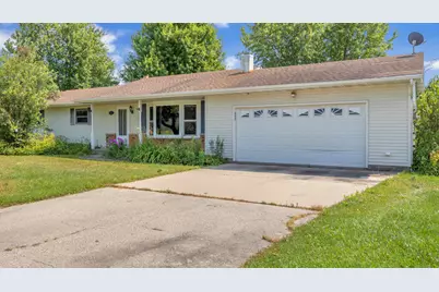 3311  Two Creeks Rd, Mishicot, WI 54228 - Photo 2