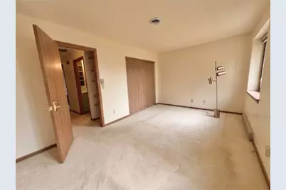 6641  Mariner Dr #1, Racine, WI 53406 - Photo 10