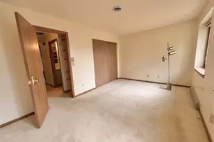 6641 Mariner Dr, Racine, WI 53406 - Photo 10