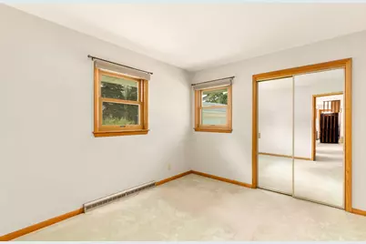 N87W18091  Summit Dr, Menomonee Falls, WI 53051 - Photo 14