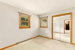 N87W18091 Summit Dr, Menomonee Falls, WI 53051 - Photo 14