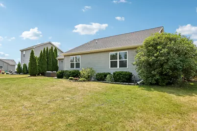 N8042  Timber Ridge Dr, Ixonia, WI 53036 - Photo 54