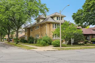 2803 N 51st St, Milwaukee, WI 53210 - Photo 2
