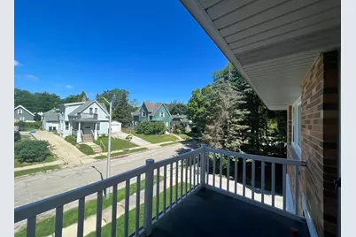 2150 S 83rd St #2152, West Allis, WI 53219 - Photo 6