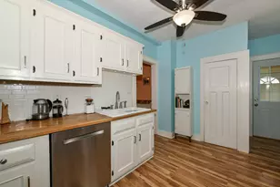 327 W Mineral St, Milwaukee, WI 53204 - Photo 12