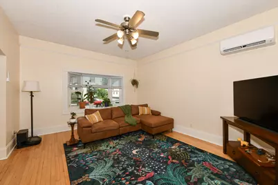 327 W Mineral St, Milwaukee, WI 53204 - Photo 6