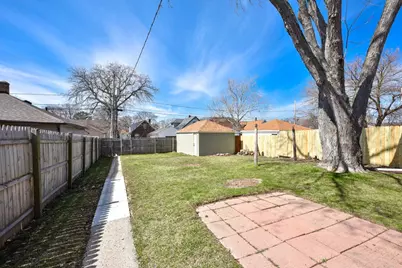 4555 N 39th St, Milwaukee, WI 53209 - Photo 18