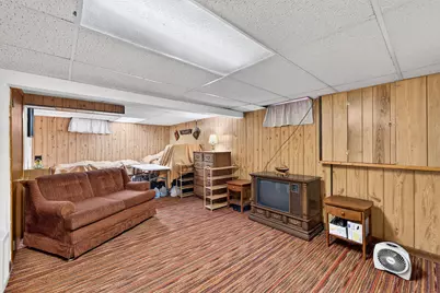 2410  Monroe Ave, Racine, WI 53405 - Photo 18