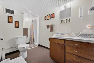 2410 Monroe Ave, Racine, WI 53405 - Photo 20