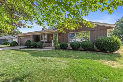 4972 S 65th St, Greenfield, WI 53220 - Photo 38