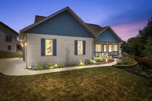 548 Fox River Hills Dr, Racine, WI 53185 - Photo 46