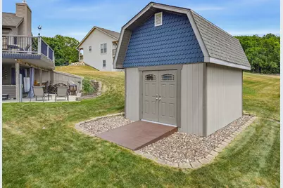 548  Fox River Hills Dr, Racine, WI 53185 - Photo 36