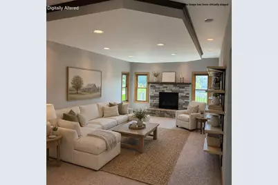 548  Fox River Hills Dr, Racine, WI 53185 - Photo 12