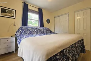 850 E Ellsworth Ln, Bayside, WI 53217 - Photo 46