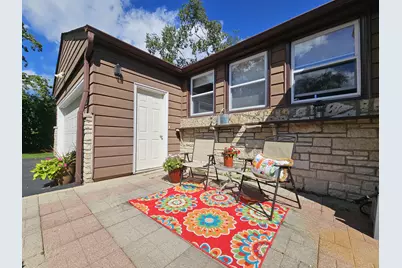 850 E Ellsworth Ln, Bayside, WI 53217 - Photo 8