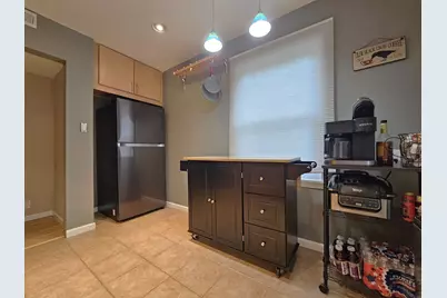 850 E Ellsworth Ln, Bayside, WI 53217 - Photo 34