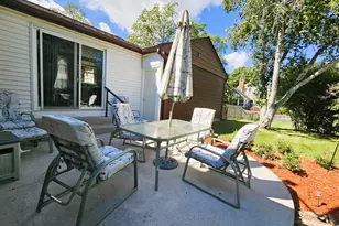 850 E Ellsworth Ln, Bayside, WI 53217 - Photo 16