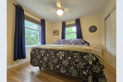 850 E Ellsworth Ln, Bayside, WI 53217 - Photo 54