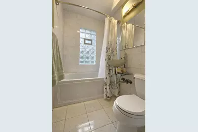 850 E Ellsworth Ln, Bayside, WI 53217 - Photo 62
