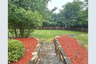 850 E Ellsworth Ln, Bayside, WI 53217 - Photo 28