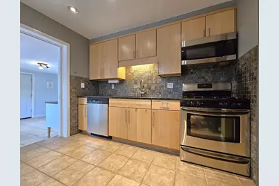 850 E Ellsworth Ln, Bayside, WI 53217 - Photo 30