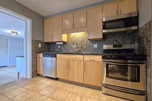 850 E Ellsworth Ln, Bayside, WI 53217 - Photo 30