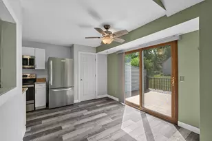 625 Tamarack Dr, West Bend, WI 53095 - Photo 8