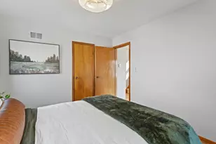1308 Mackinac Ave, South Milwaukee, WI 53172 - Photo 14