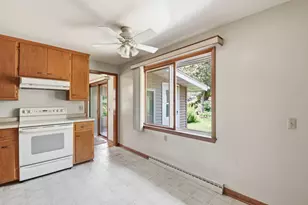 6 Barron Ct, Madison, WI 53705 - Photo 20