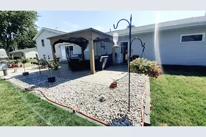 3967  Ernst Dr, Hartford, WI 53027 - Photo 6