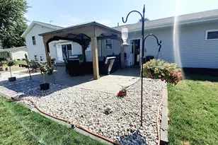 3967 Ernst Dr, Hartford, WI 53027 - Photo 6