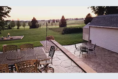 3967  Ernst Dr, Hartford, WI 53027 - Photo 4