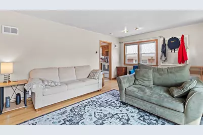 3169 N 93rd St, Milwaukee, WI 53222 - Photo 4