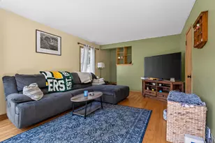 1826 E Fernwood Ave, Milwaukee, WI 53207 - Photo 2