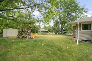 4380 N 143rd St, Brookfield, WI 53005 - Photo 16