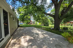 4380 N 143rd St, Brookfield, WI 53005 - Photo 16