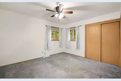 4380 N 143 St, Brookfield, WI 53005 - Photo 12