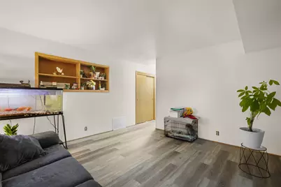4380 N 143 St, Brookfield, WI 53005 - Photo 10