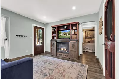 3760  Hubertus Rd, Richfield, WI 53033 - Photo 8