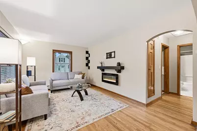 2802 S 47th St, Milwaukee, WI 53219 - Photo 4