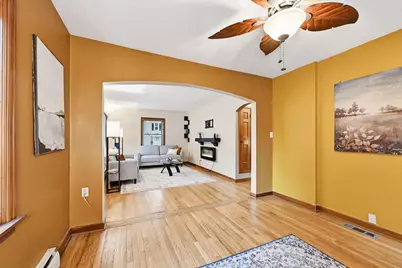2802 S 47th St, Milwaukee, WI 53219 - Photo 6