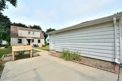 2836 N 90th St, Milwaukee, WI 53222 - Photo 26