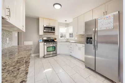 4158 N 77th St, Milwaukee, WI 53222 - Photo 8