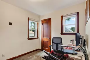 8925 W Cleveland Ave, West Allis, WI 53227 - Photo 14